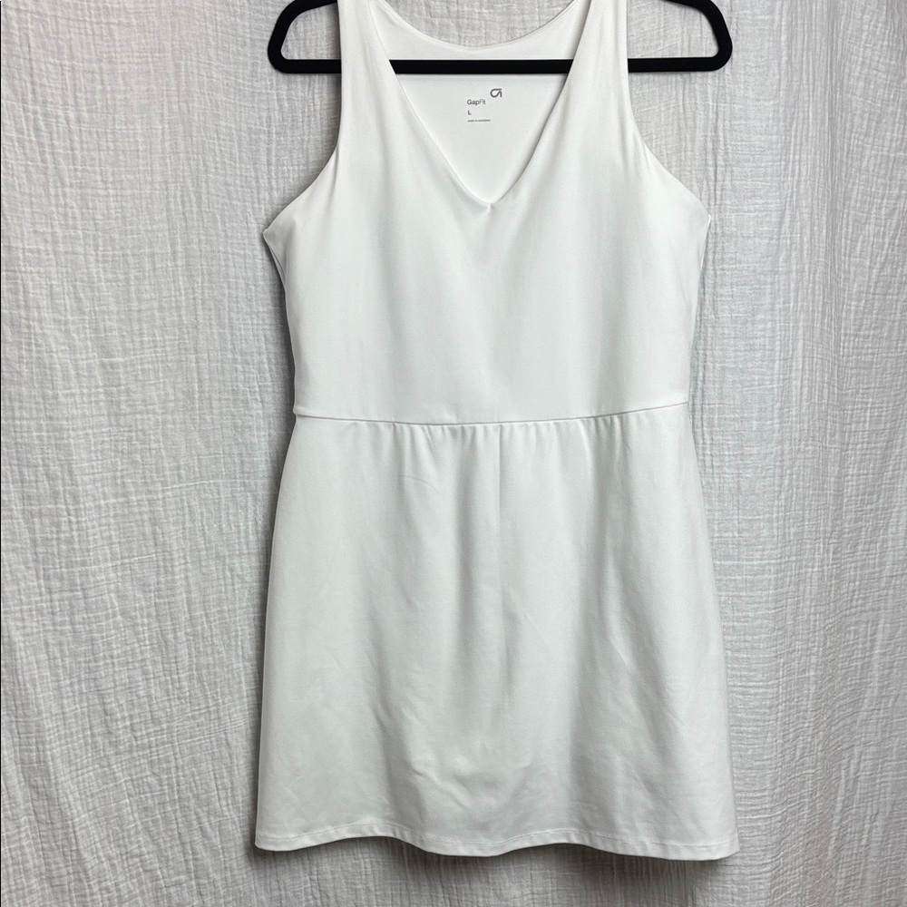 GAPfit White Athleisure  Dress with Shorts Pocket.